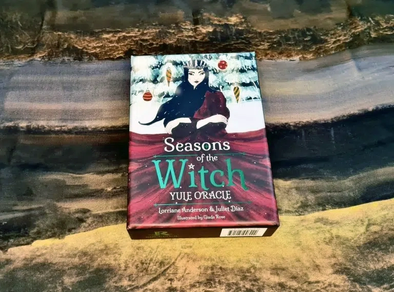 Deck Box of the Season of the Witch - Yule Oracle