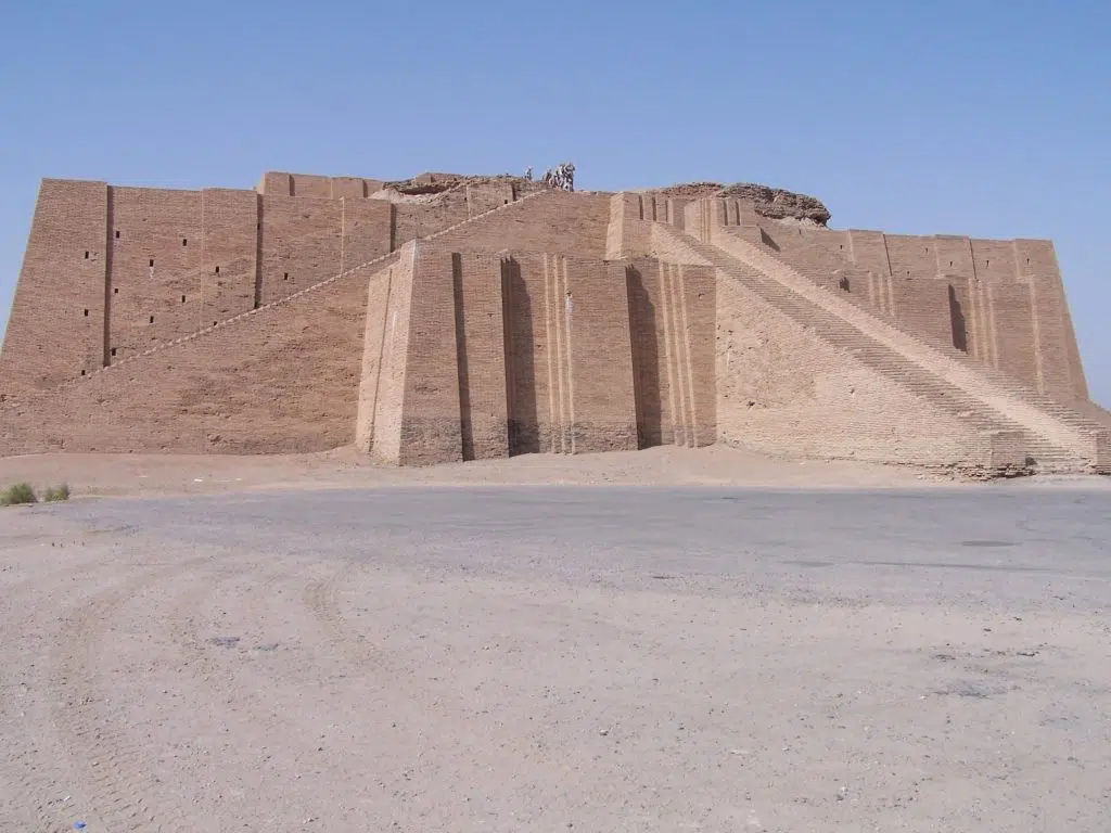 83649953 ancient ziggurat at ali air base iraq 2005 scaled