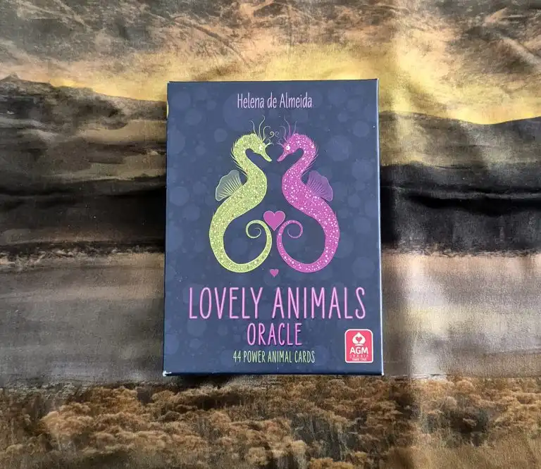 Lovely Animals Oracle Deck